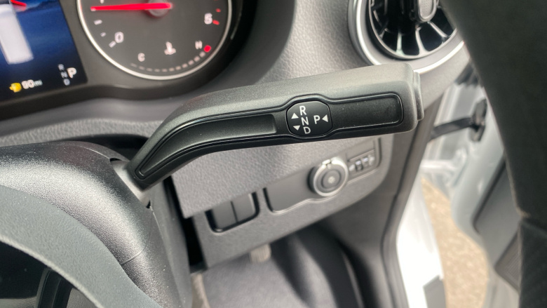 Mercedes-Benz Sprinter 315Cdi L2 Diesel Rwd 3.5t H2 Pro Van 9G-Tronic